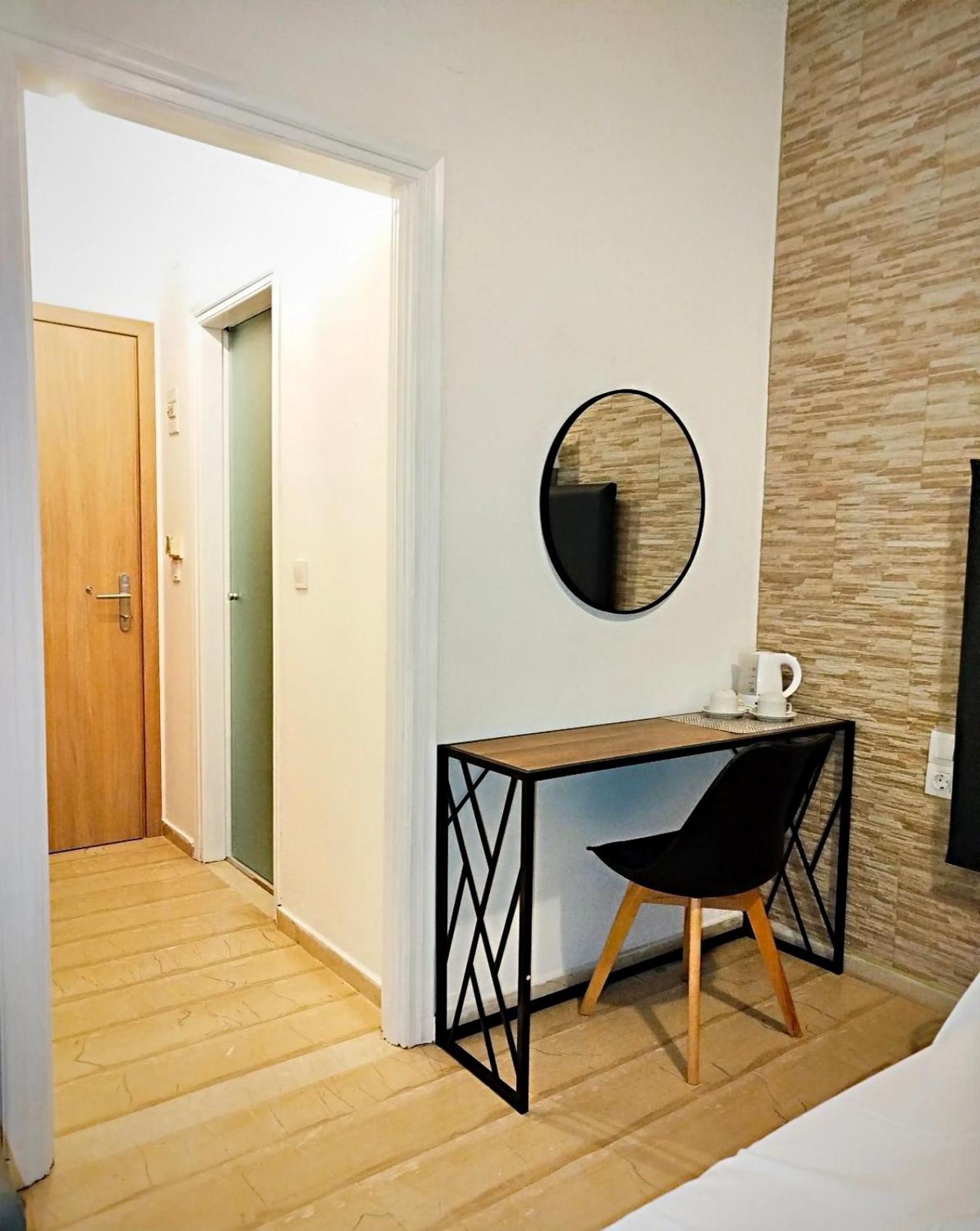 Hotel Tina 2*